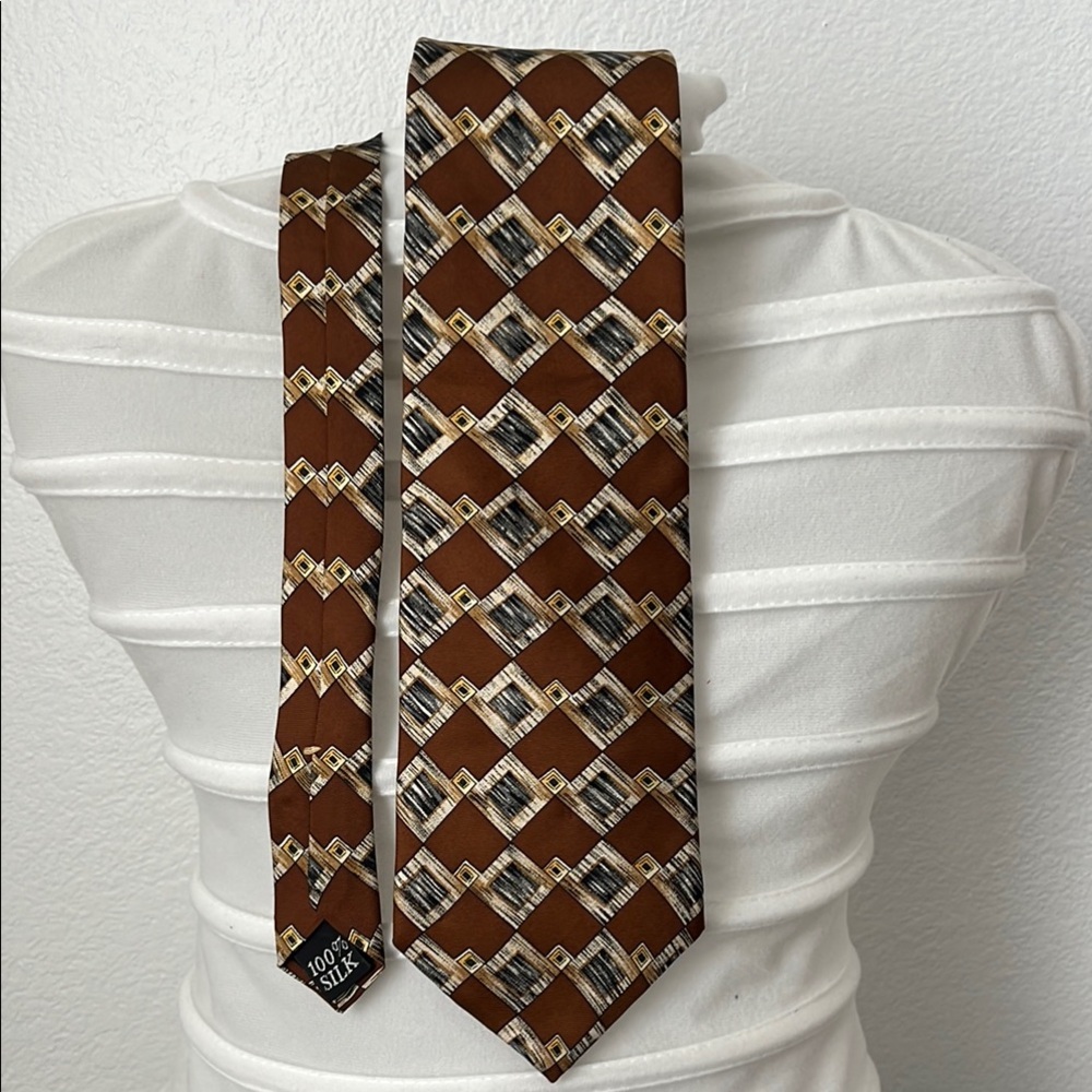 Brown Geometric Silk Tie